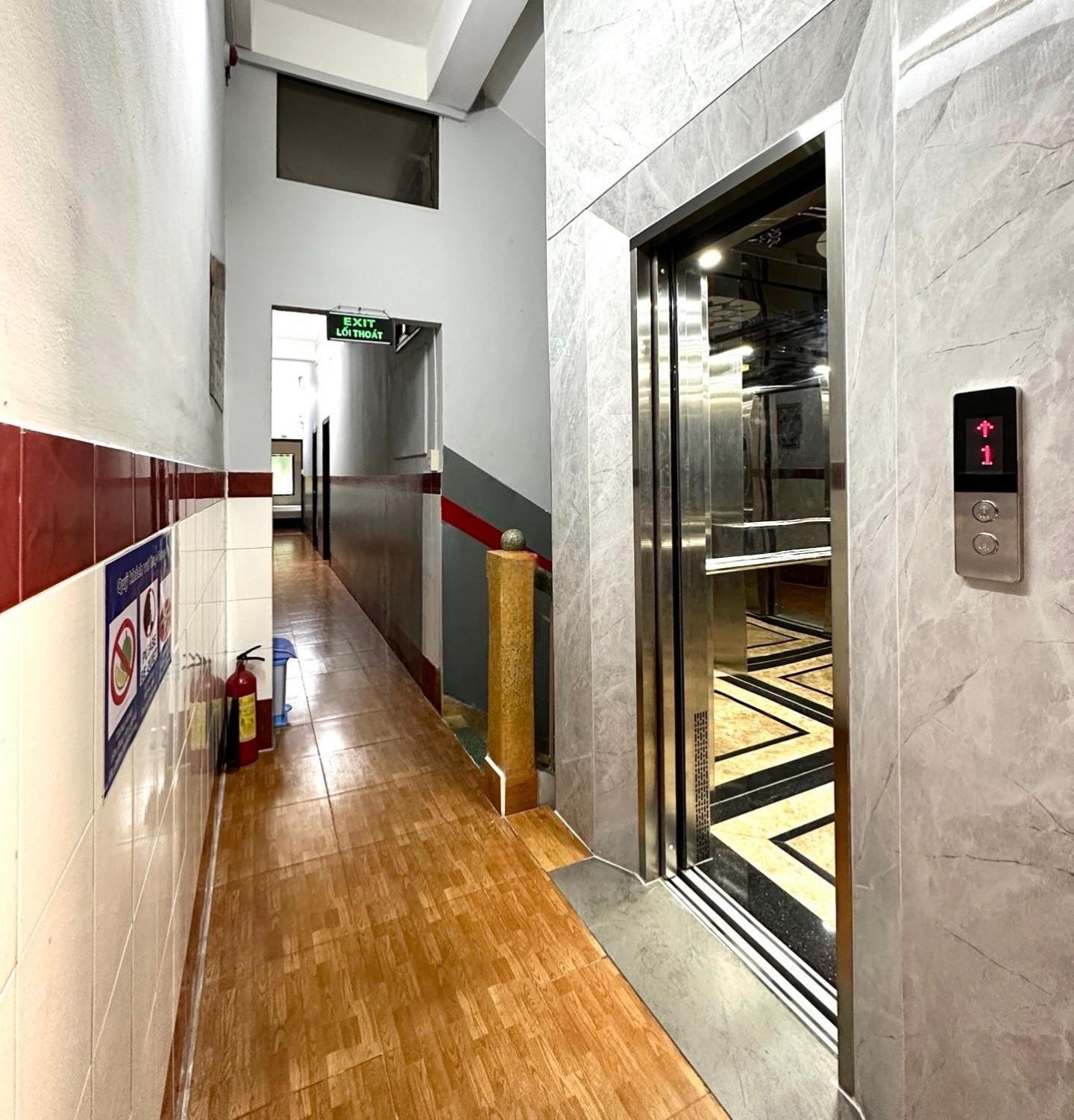 芹苴 Khach San Nam Do 2酒店 外观 照片
